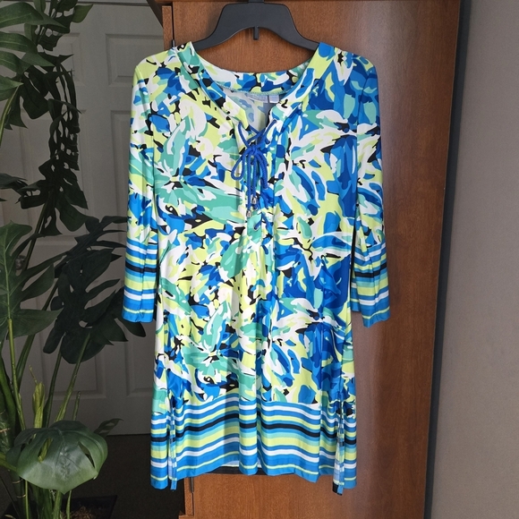 beach break Other - Blue & Green Floral Tie-Front Swim Coverup Tunic
